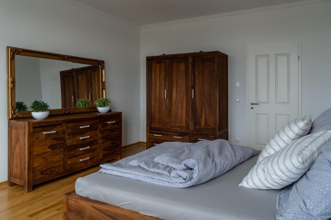 Koenig Residenz Nahe Bmw , Porsche , Dhl Und Messe Apartment *